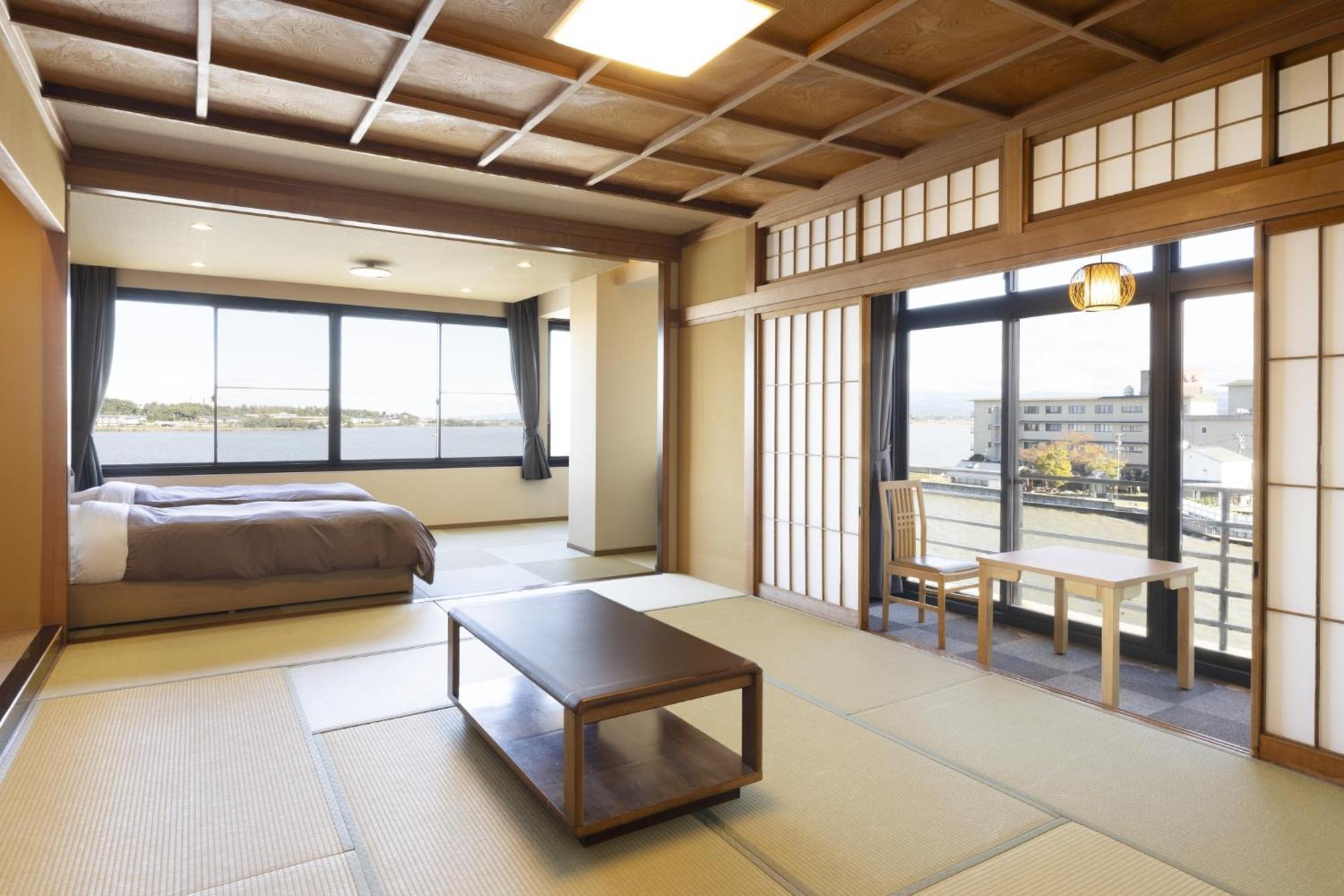 Hotel Ooedo Onsen Monogatari Premium Kaga Maruya Exterior foto