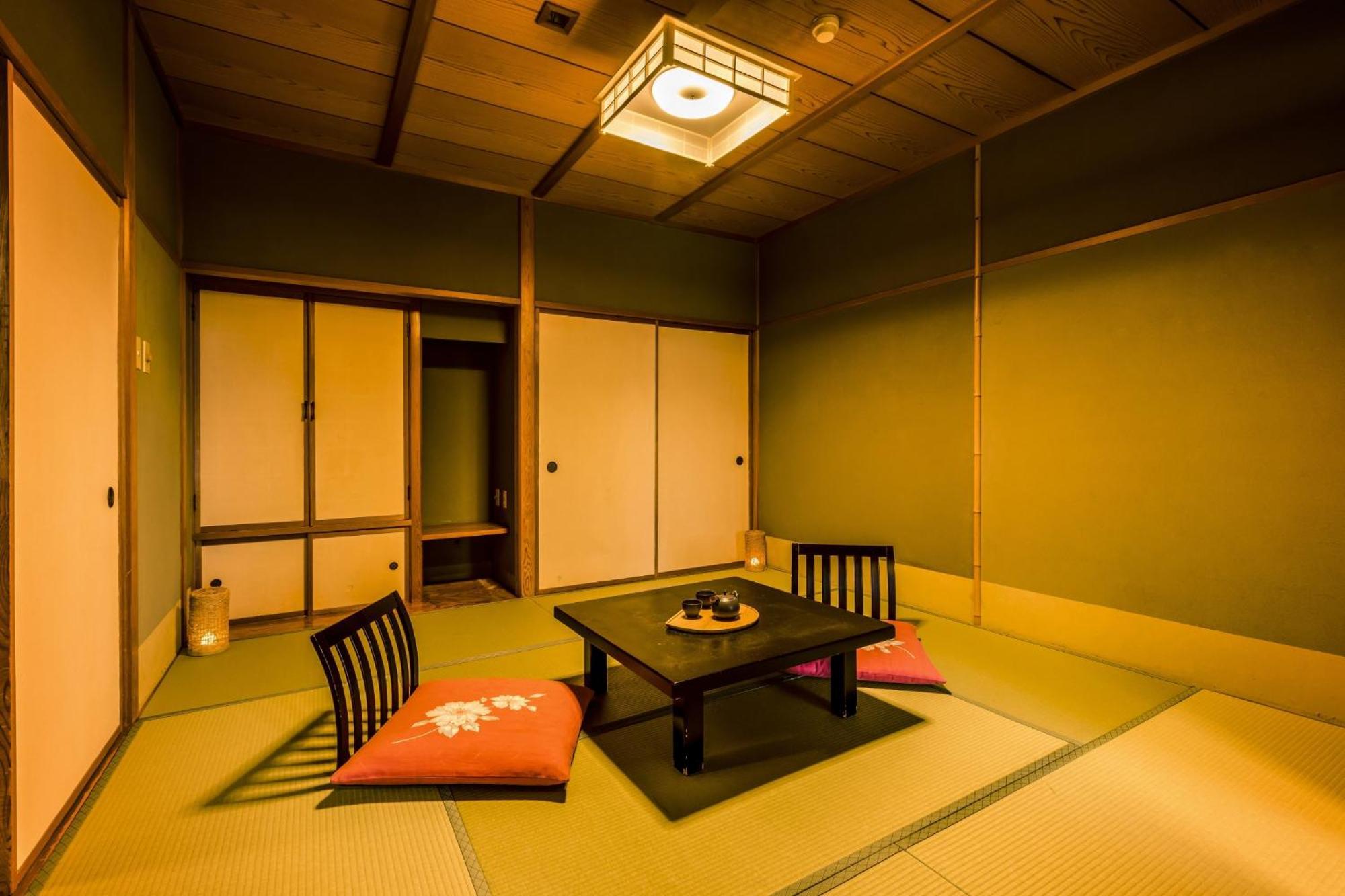 Hotel Ooedo Onsen Monogatari Premium Kaga Maruya Habitación foto