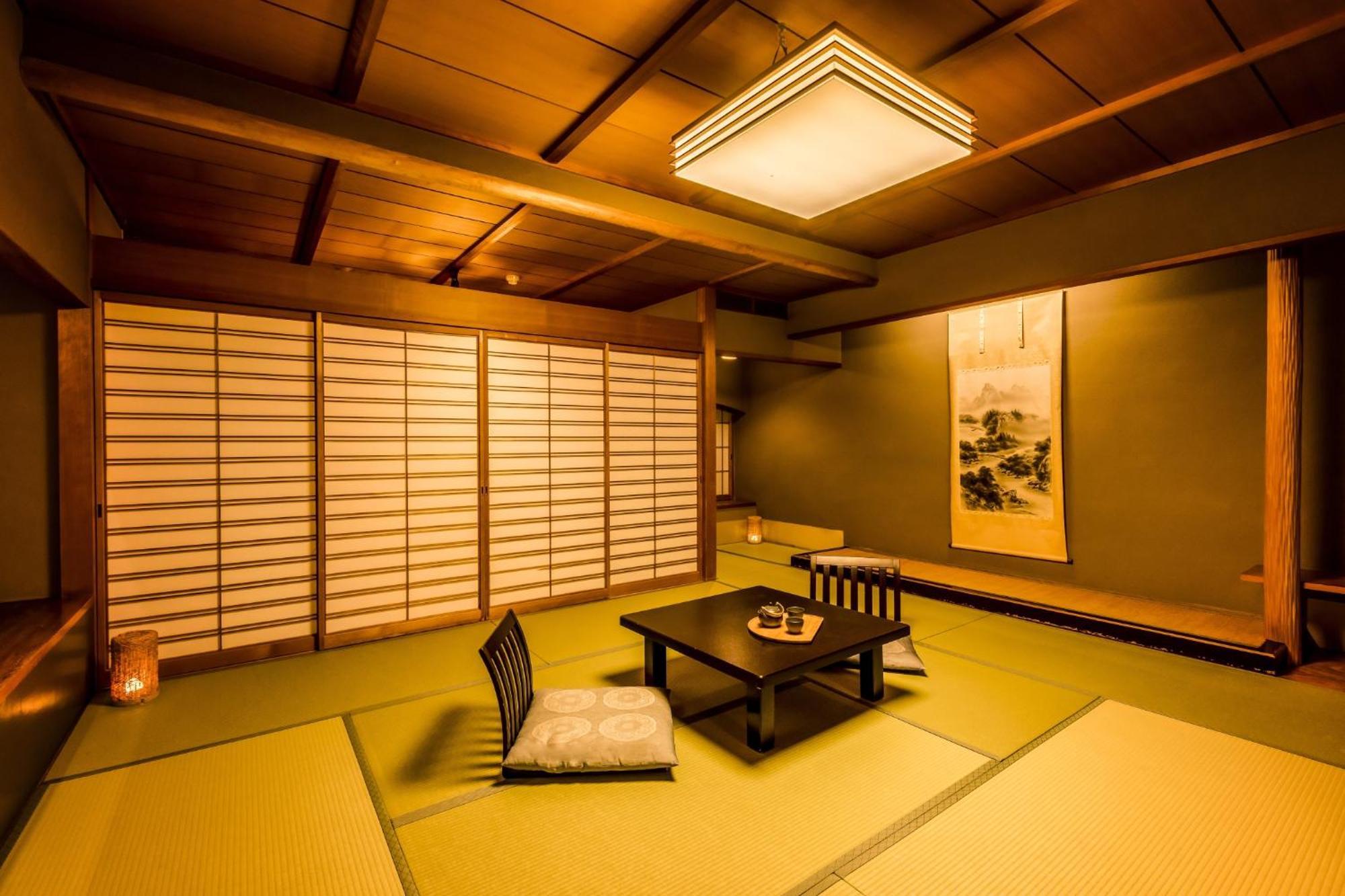 Hotel Ooedo Onsen Monogatari Premium Kaga Maruya Exterior foto
