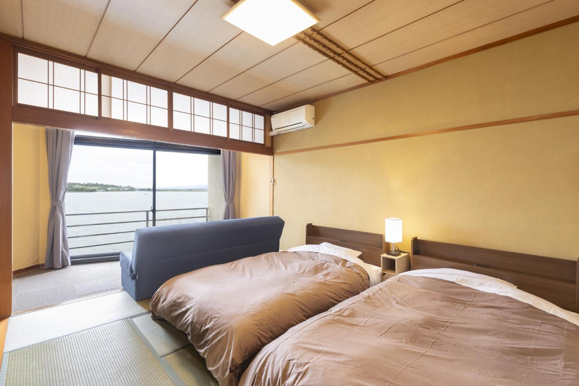 Hotel Ooedo Onsen Monogatari Premium Kaga Maruya Exterior foto